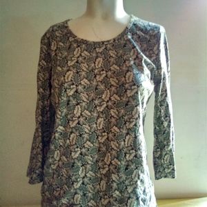 Croft & Barrow top size medium ( bag K )